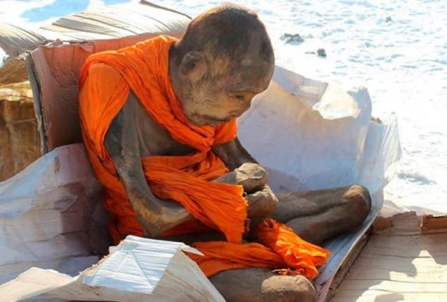 La scoperta della mummia di un monaco buddhista in meditazione da 200 anni